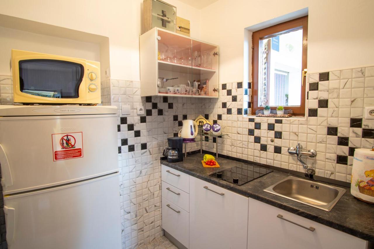 Apartman Luka Fažana Exterior foto